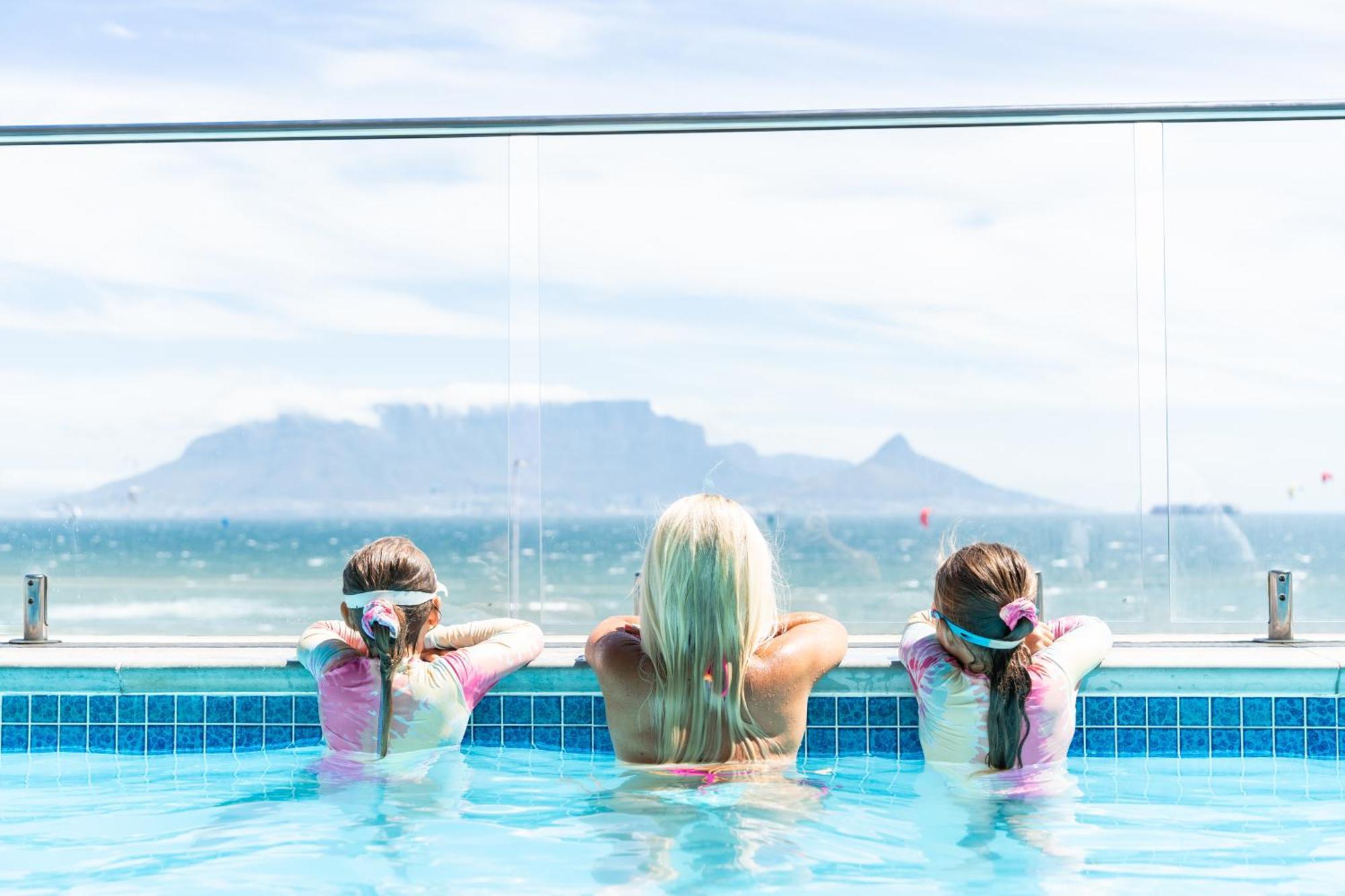 Blaauwberg Beach Hotel Bloubergstrand Dış mekan fotoğraf