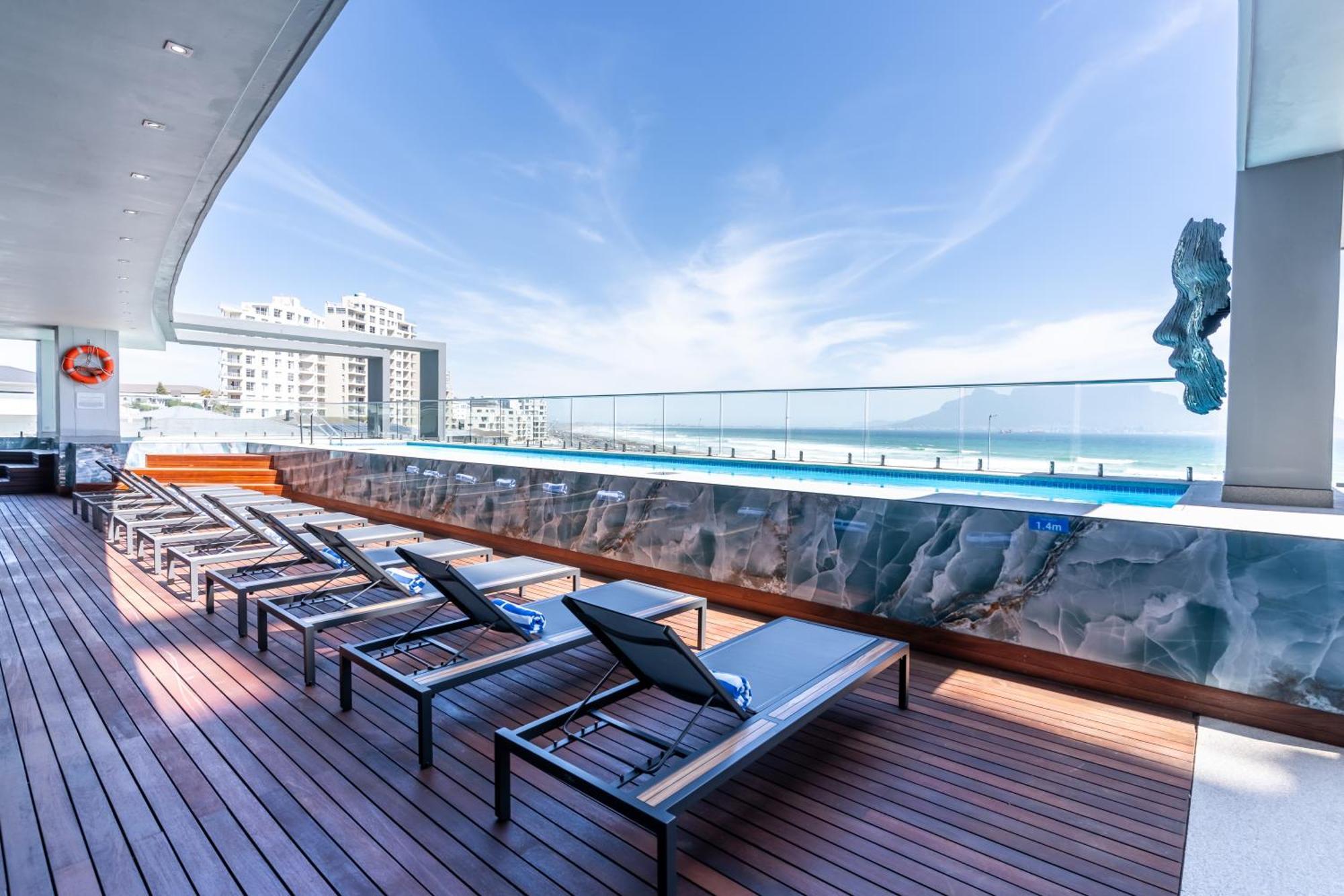 Blaauwberg Beach Hotel Bloubergstrand Dış mekan fotoğraf